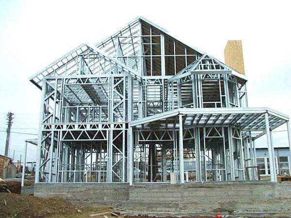 秦皇岛钢结构建筑的腐蚀问题应该如何预防